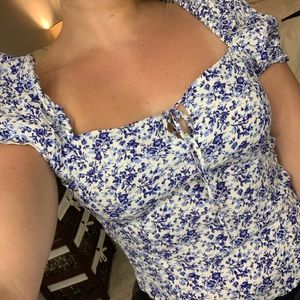 Blue floral H&M blouse